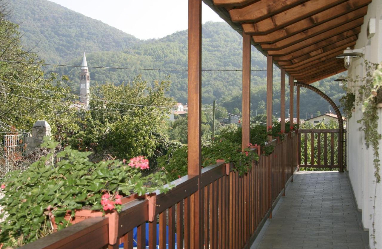 Borgo Di Corte - Alloggio Agrituristico Prestento Экстерьер фото